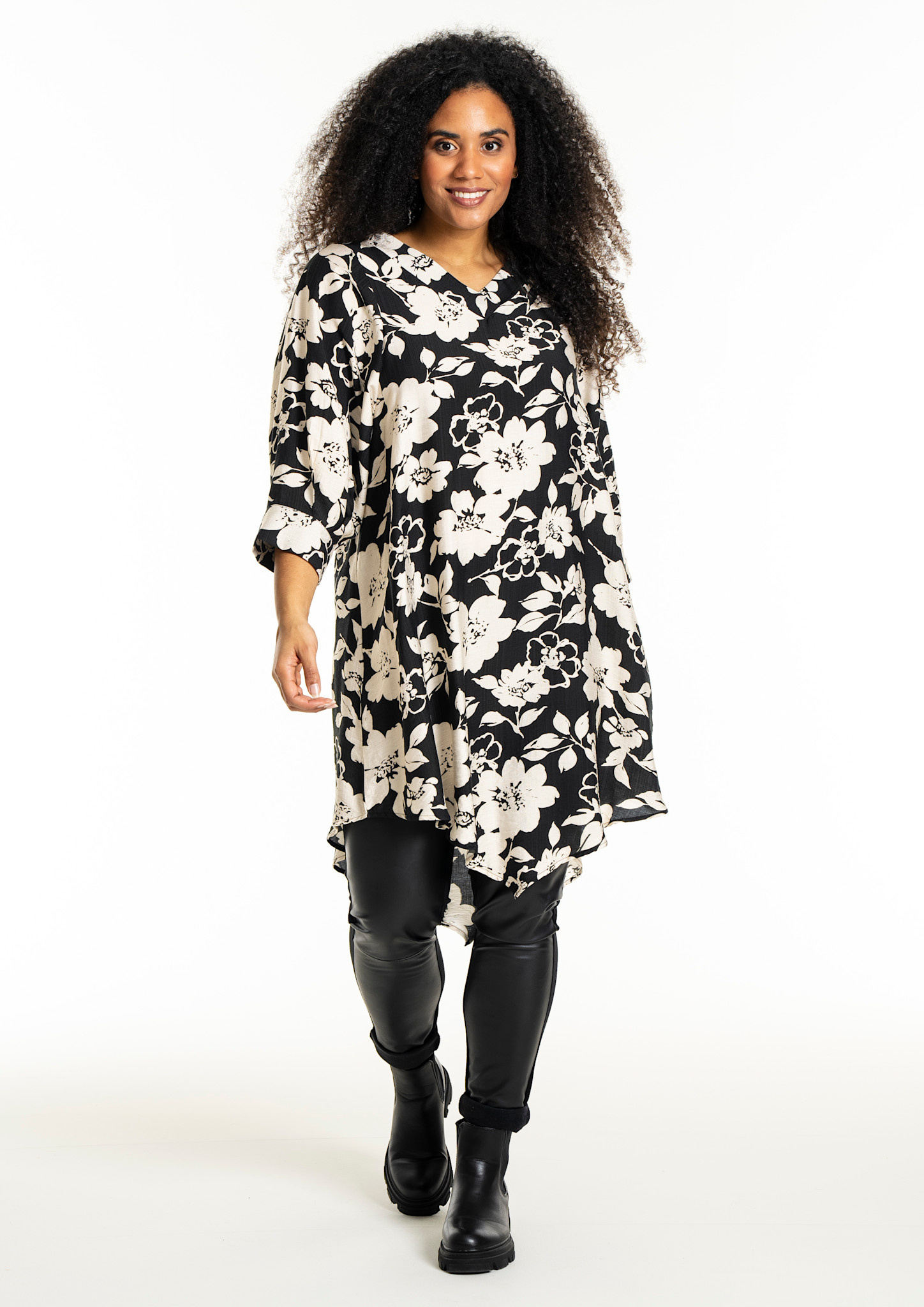 Studio SJuline Tunic