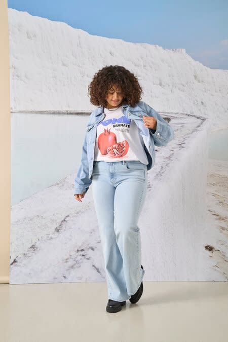 ONLY CARMAKOMA CARWILLY HW WIDE PLEAT JEANS DNM NOV