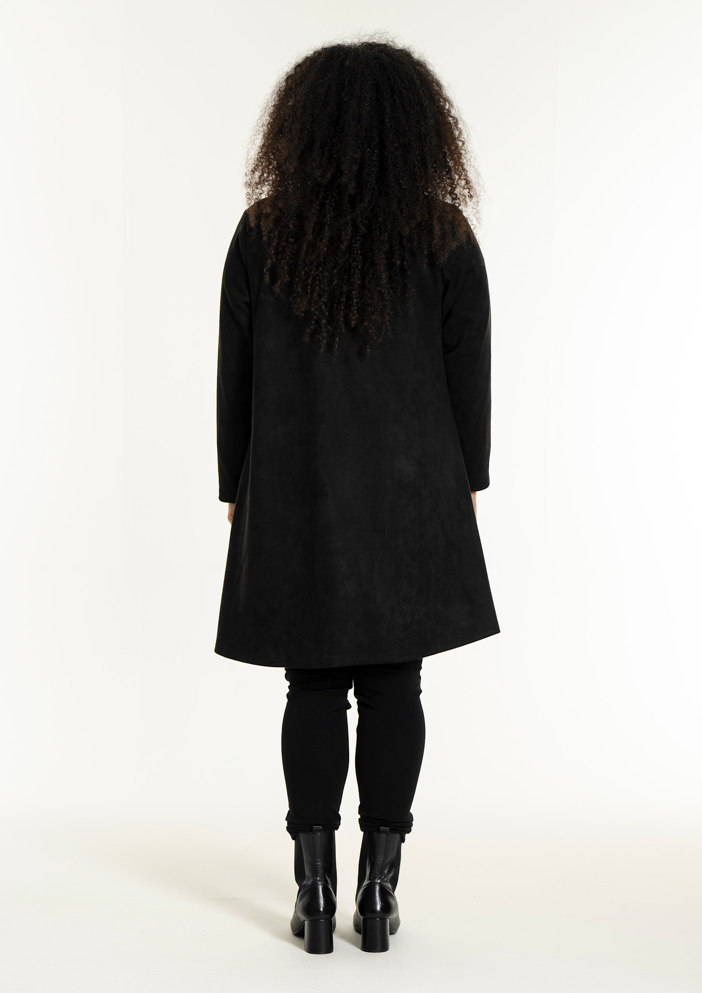 Studio SNeomi Cardigan