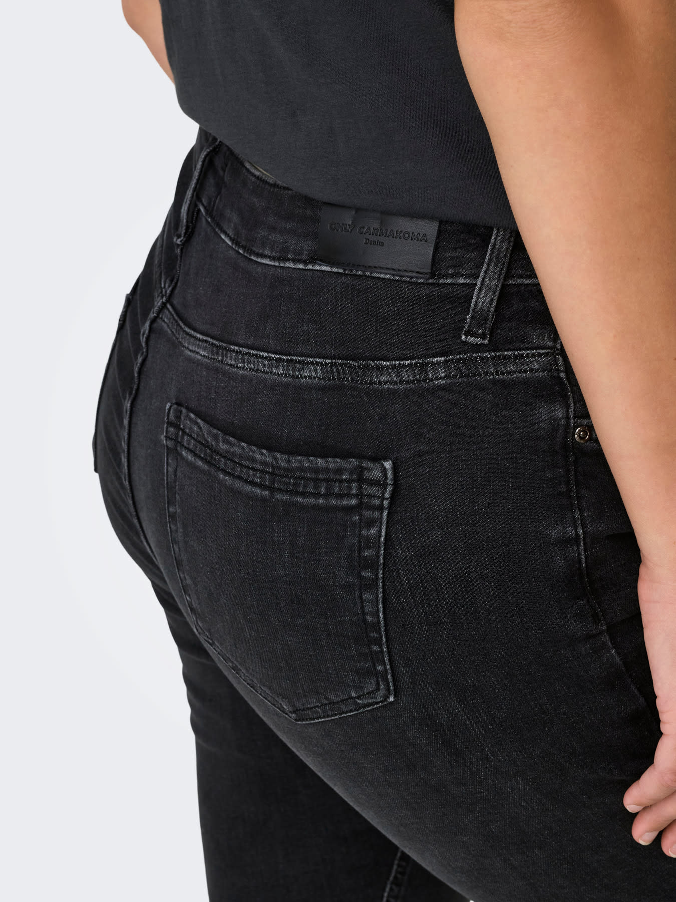 ONLY CARMAKOMA CARWILLY REG SKINNY DNM CRO224 NOOS "32