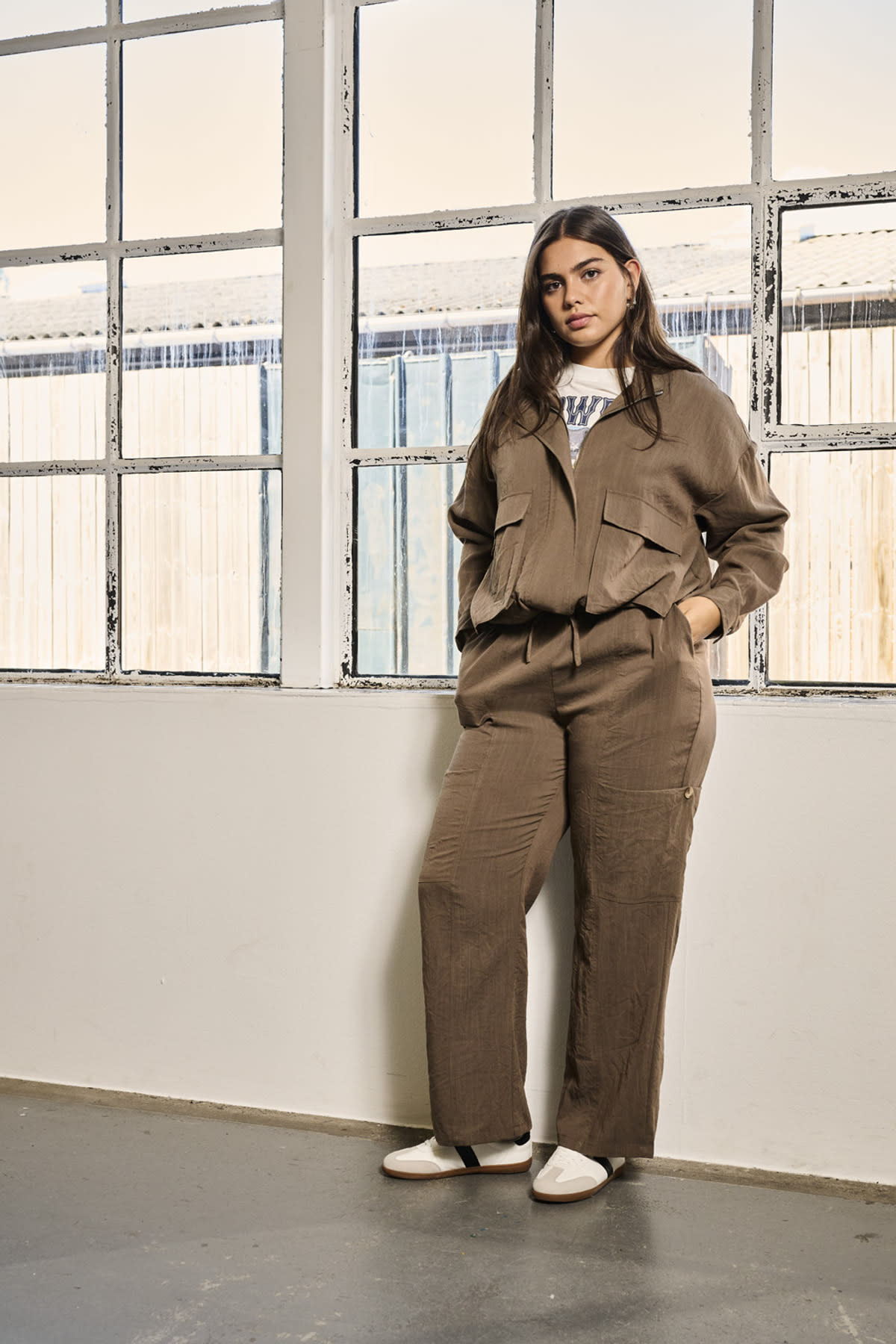 ONLY CARMAKOMA CARDONNA HW CARGO PANTS TLR "32