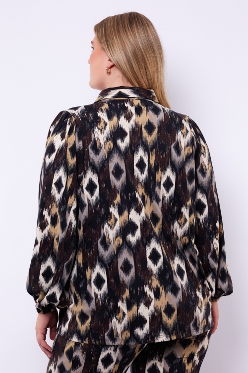 Exxcellent Tenley blouse