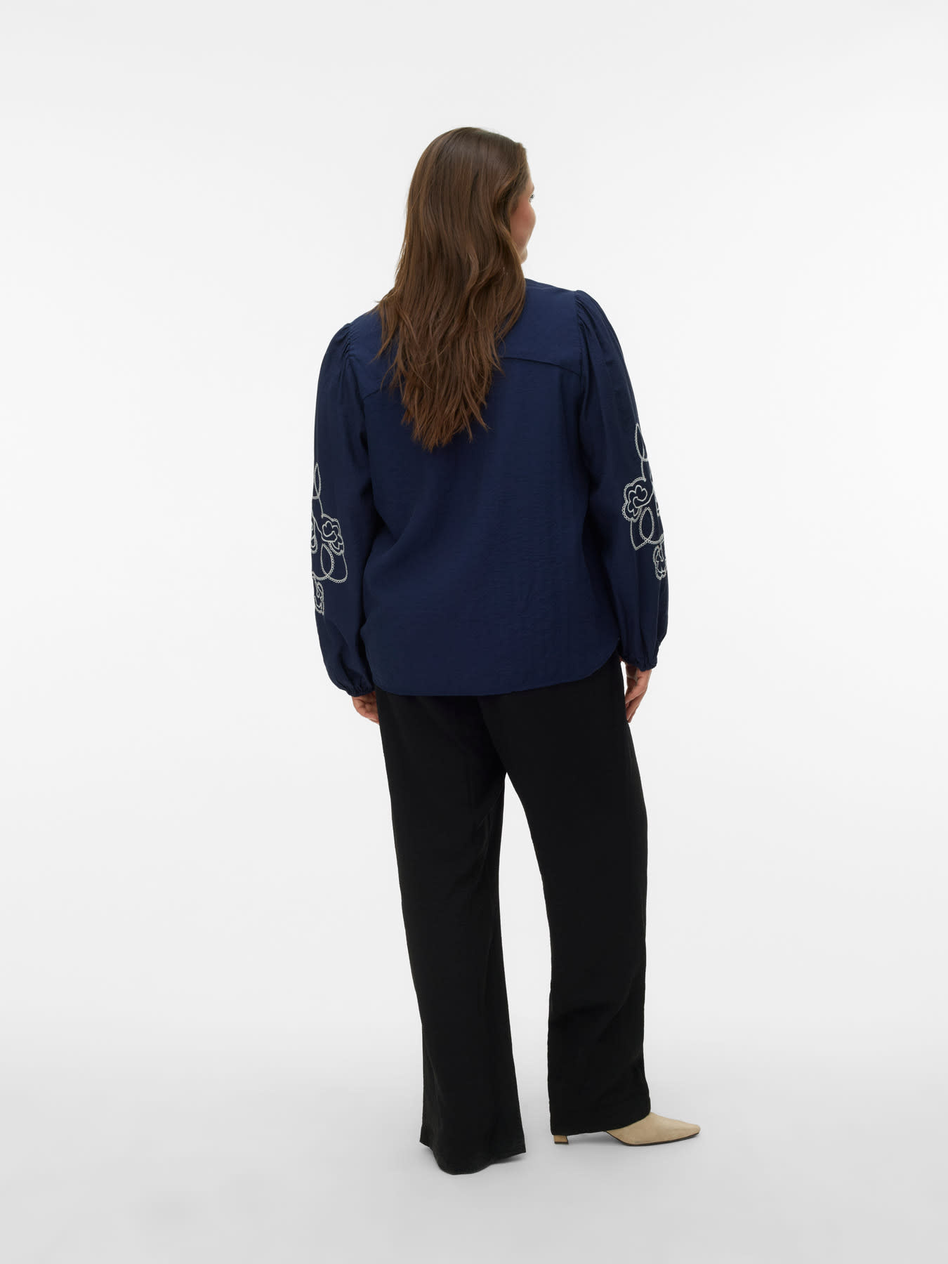 Vero Moda Curve VMCANYA LS EMB TOP WVN CUR