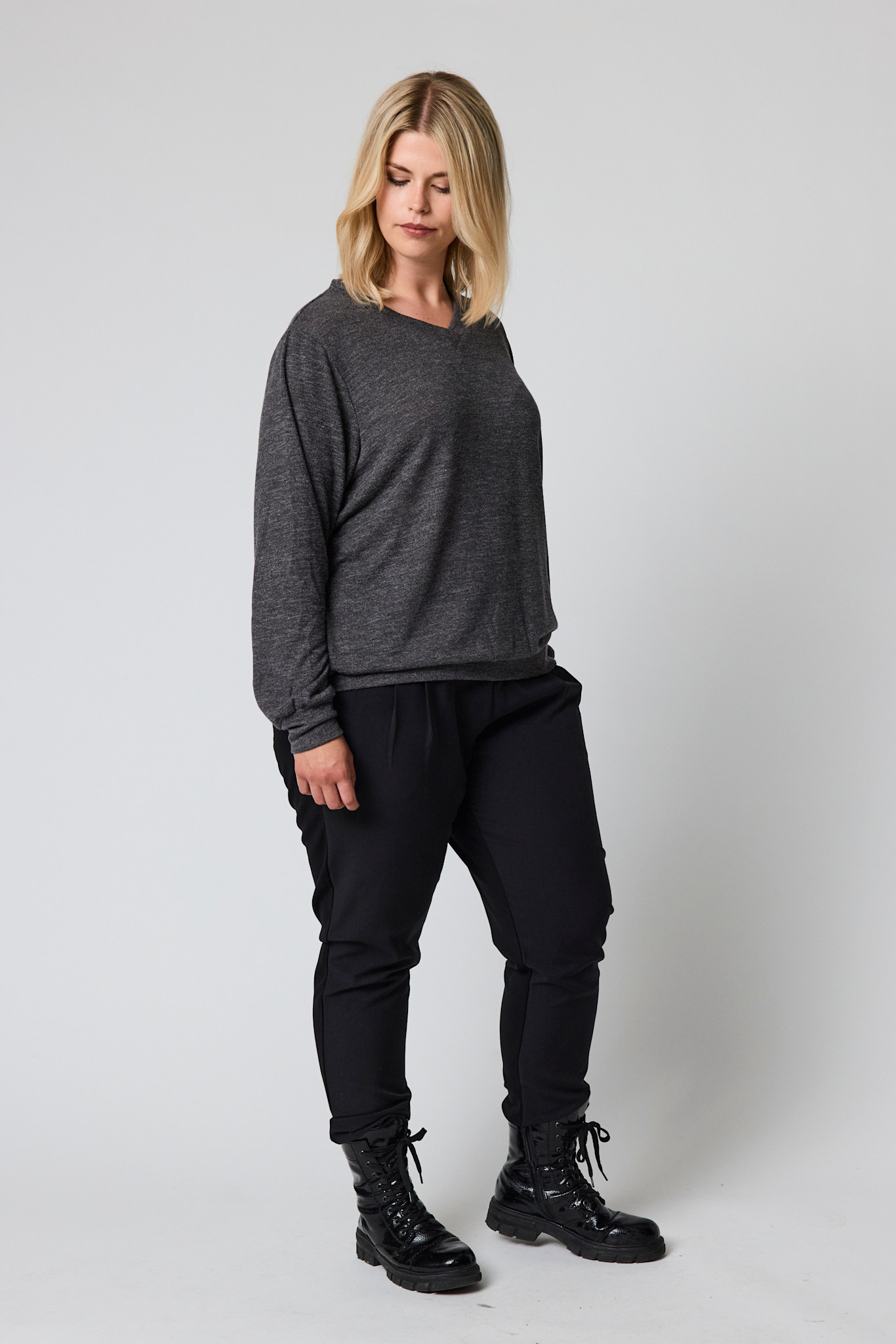 Studio SInga Sweater