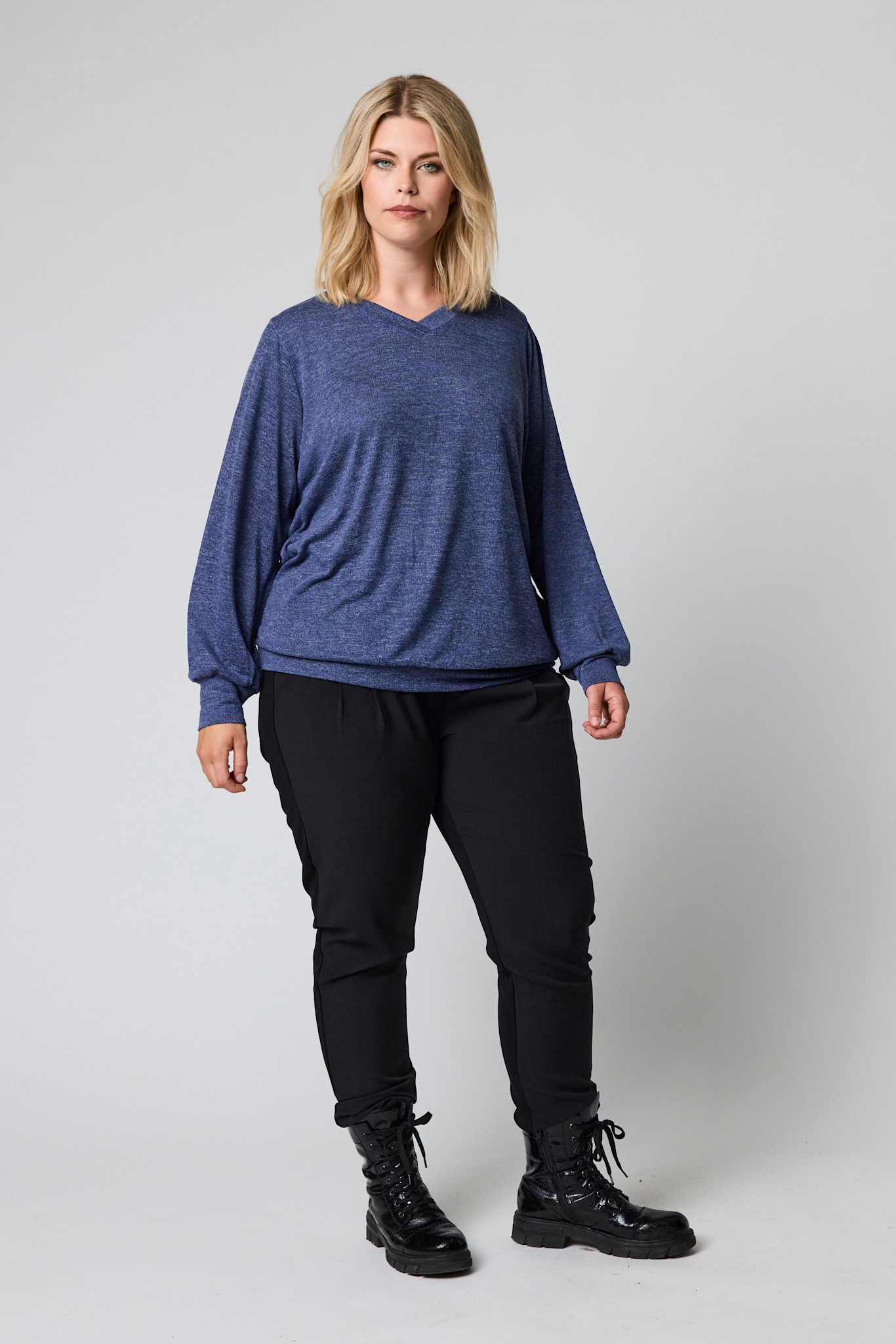 Studio SInga Sweater