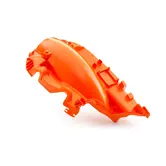 Lower section of the air filter