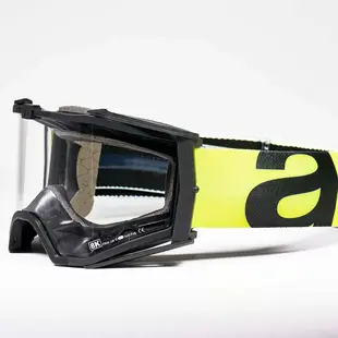 Ariete 8K – Carbon Neutrale Premium Enduro Goggle