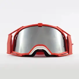 Ariete 8K – Carbon Neutrale Premium Enduro Goggle