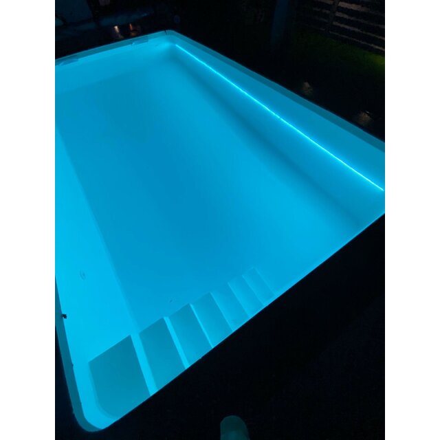 Waterdichte RGBWW LED strip 19.2W 890LM 60LED 24VDC IP67 - 5 meter