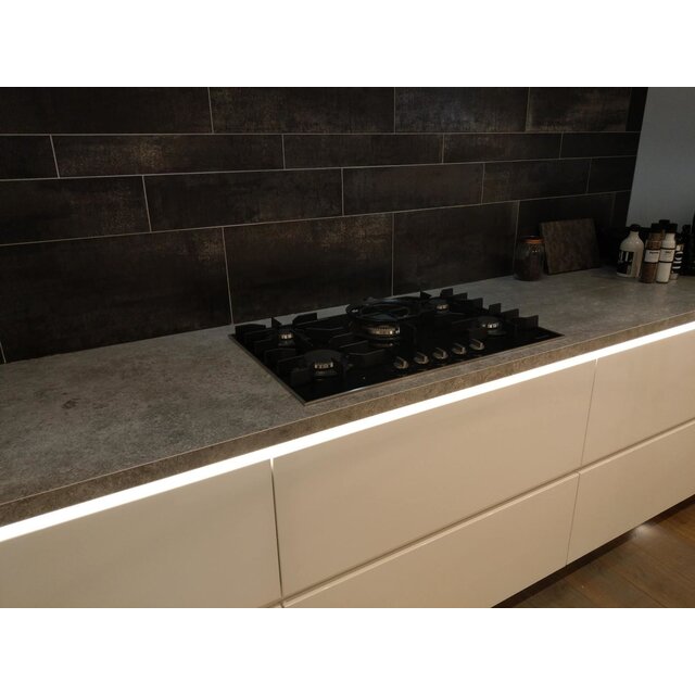 PRO LUMEN LED strip natuurlijk wit 4000k 18W 2880LM 192LED p/m 24VDC IP20 CRI91 - 3 meter