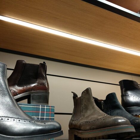LED verlichting voor schoenenwinkel