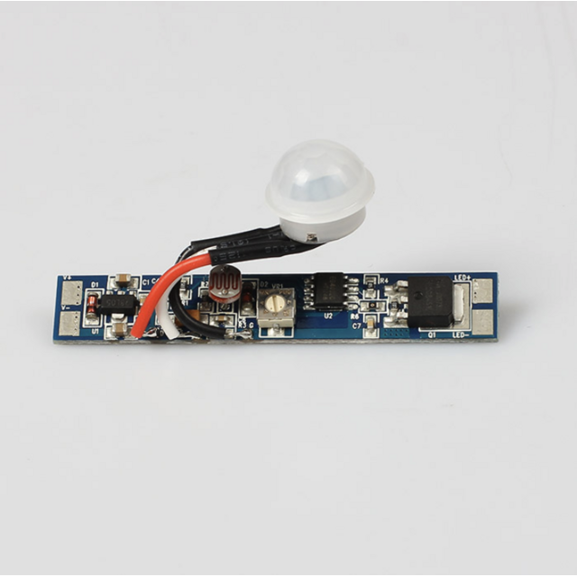 Instelbare LED schemerschakelaar & PIR sensor in 1 - 12V 96W / 24V 192W- SLSS002
