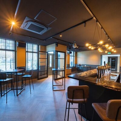 Restaurant verlichting Cheers te Voorhout compleet lichtplan, installatie en LED verlichting geleverd
