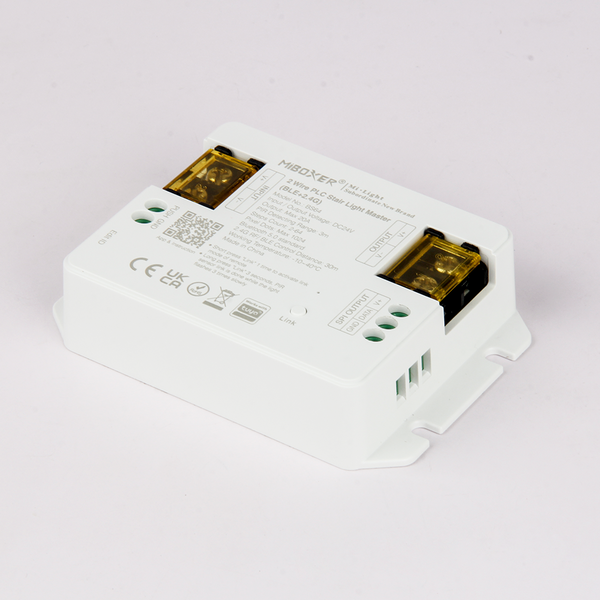 Miboxer LED traptrede controller voor enkel kleur en dual white LED strip voor trappen - BS64