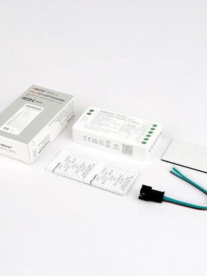 Compacte mini SPI Controller 3-in-1 - Enkelkleurig/RGB/RGBW/RGBWW 2048 pixel - 5V-12V-24V - Miboxer SPIR3-M