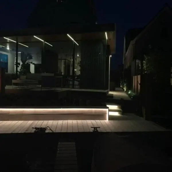 Luksus LED strips Waterdichte LED strip warm wit 3000K 8W 700LM 240LED p/m 48VDC IP68 - 5 meter