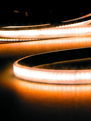 Waterdichte LED strip warm wit 3000K 8W 700LM 240LED p/m 48VDC IP68 - 5 meter