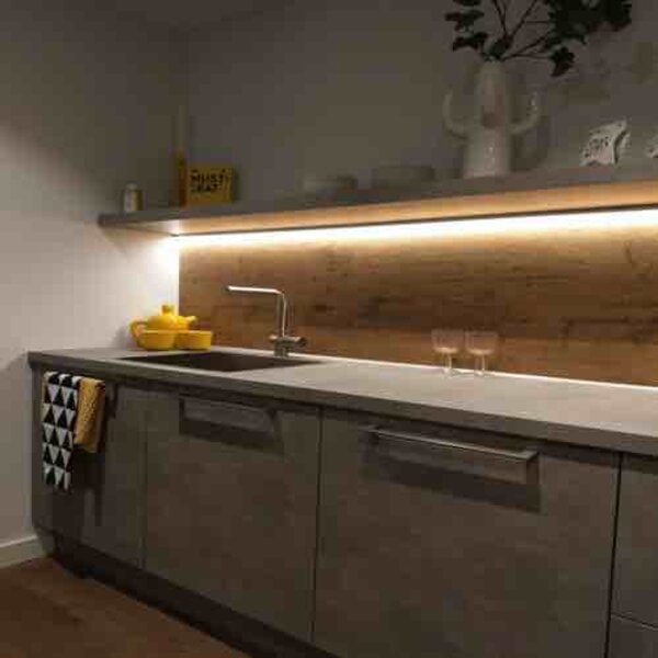 Luksus LED profielen Zwart LED profiel inclusief klikafdekking 15 x 6mm - 301ZWART