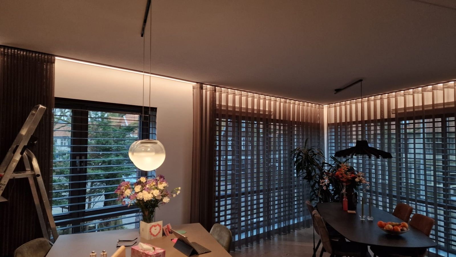 Projectaanzicht van Appartement koofverlichting met indirecte LED-verlichting