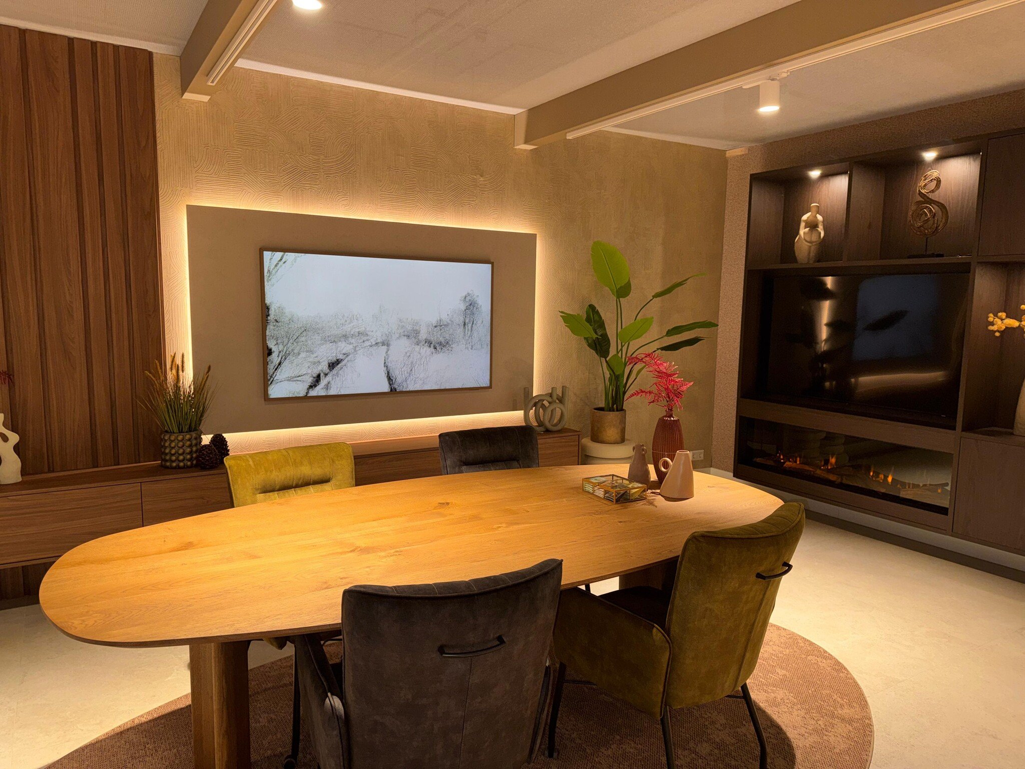 Projectaanzicht van Woninginrichting aan huis Zaanstad met indirecte LED-verlichting