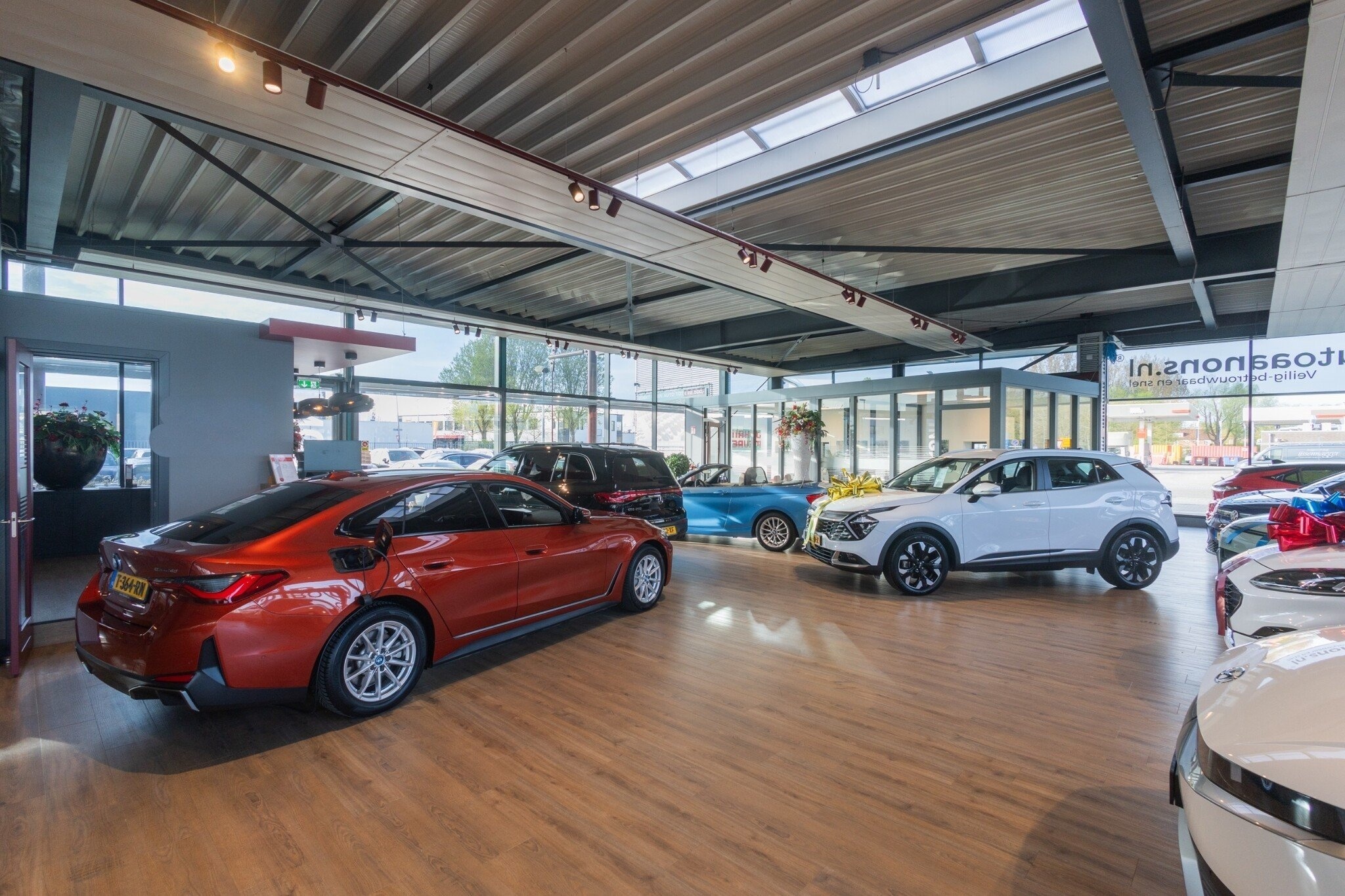 Autoshowroom Johan Meure Purmerend