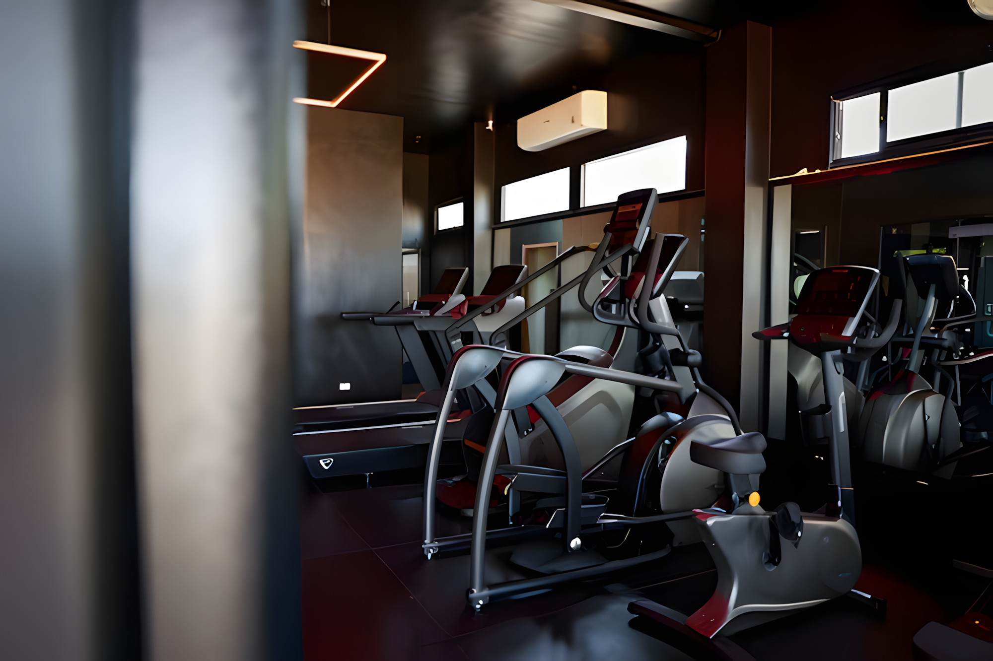 Projectaanzicht van Superpro gym koh samui Thailand met indirecte LED-verlichting