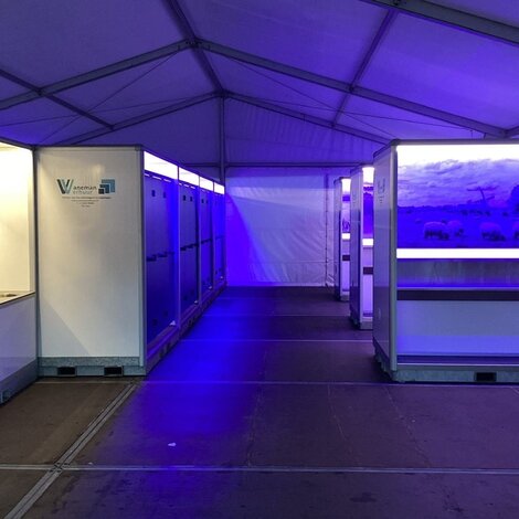 Vaneman Verhuur toiletwagen verlichting