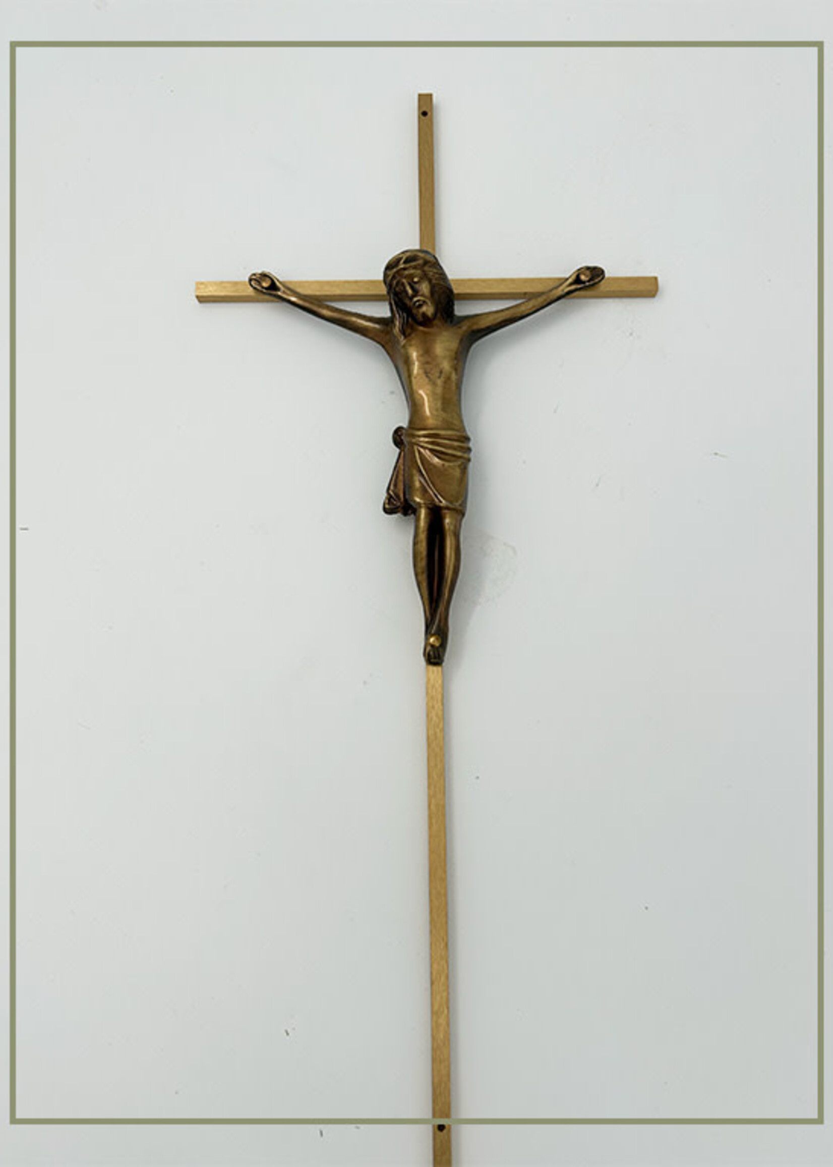 KRFR8226 Croix 45cm + Christ laiton poli jaune brillant