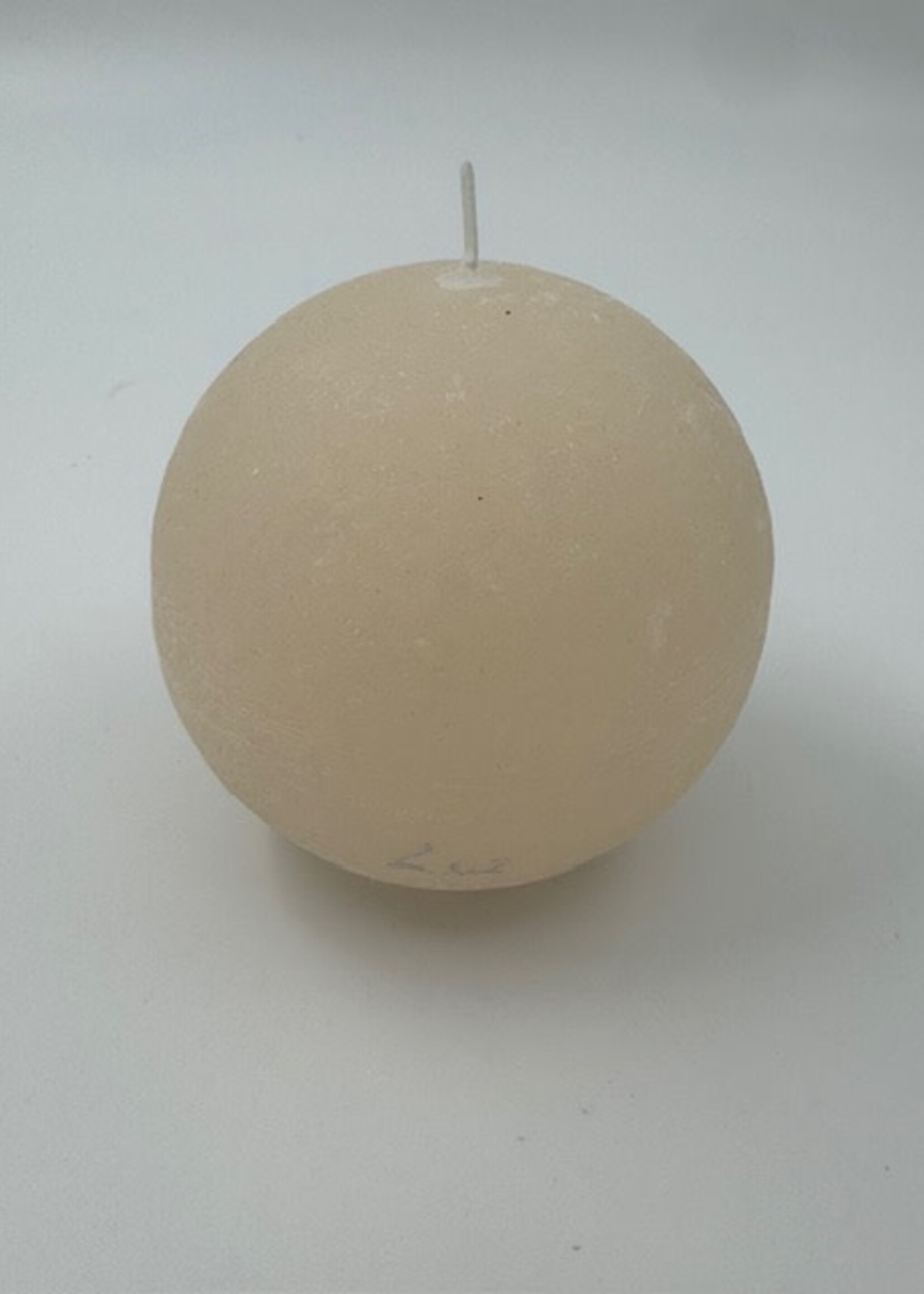 26-Luz-rustieke bolkaars 10cm-aspergewit