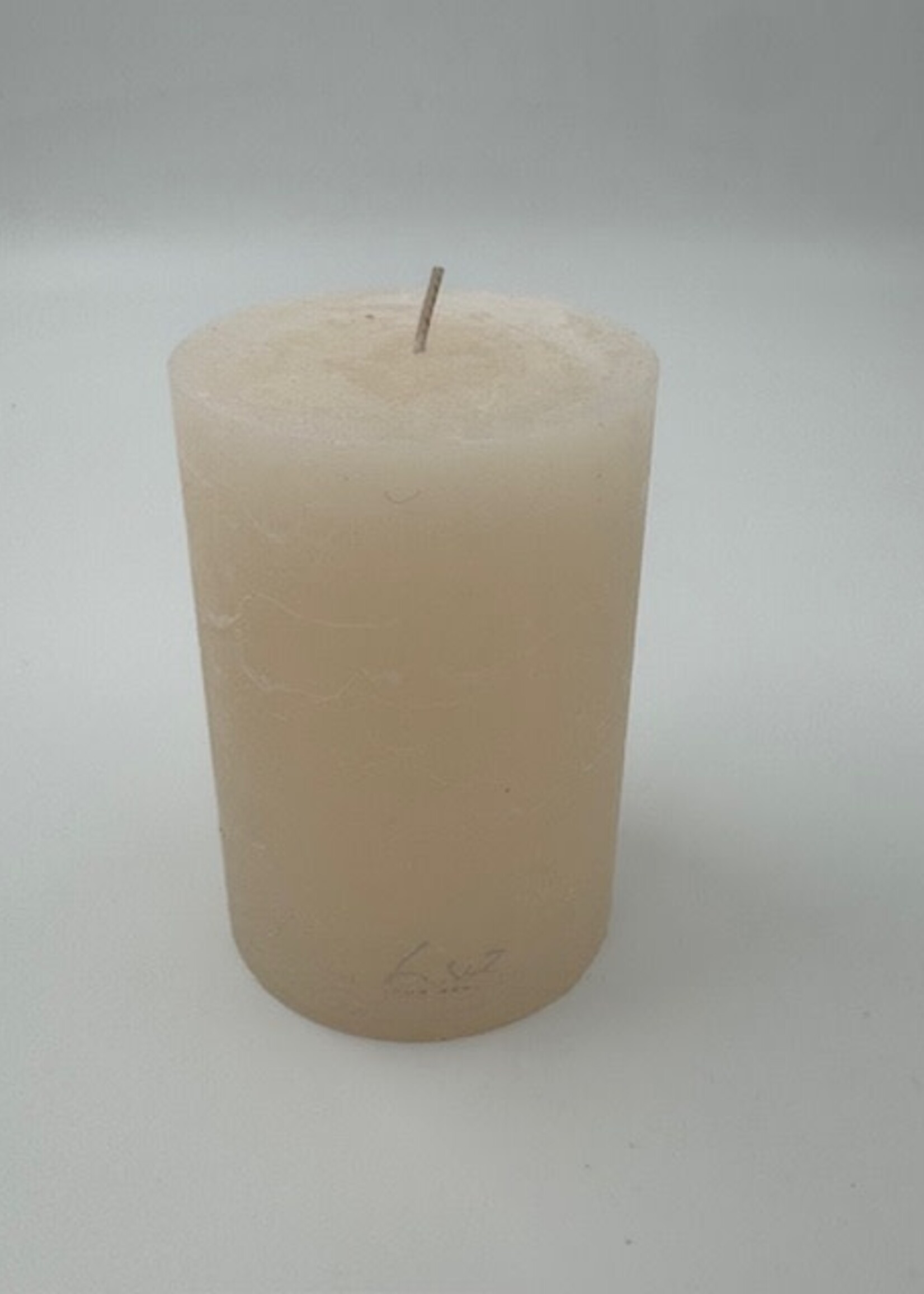 26-Luz-rustieke cilinderkaars 9xH13-aspergewit