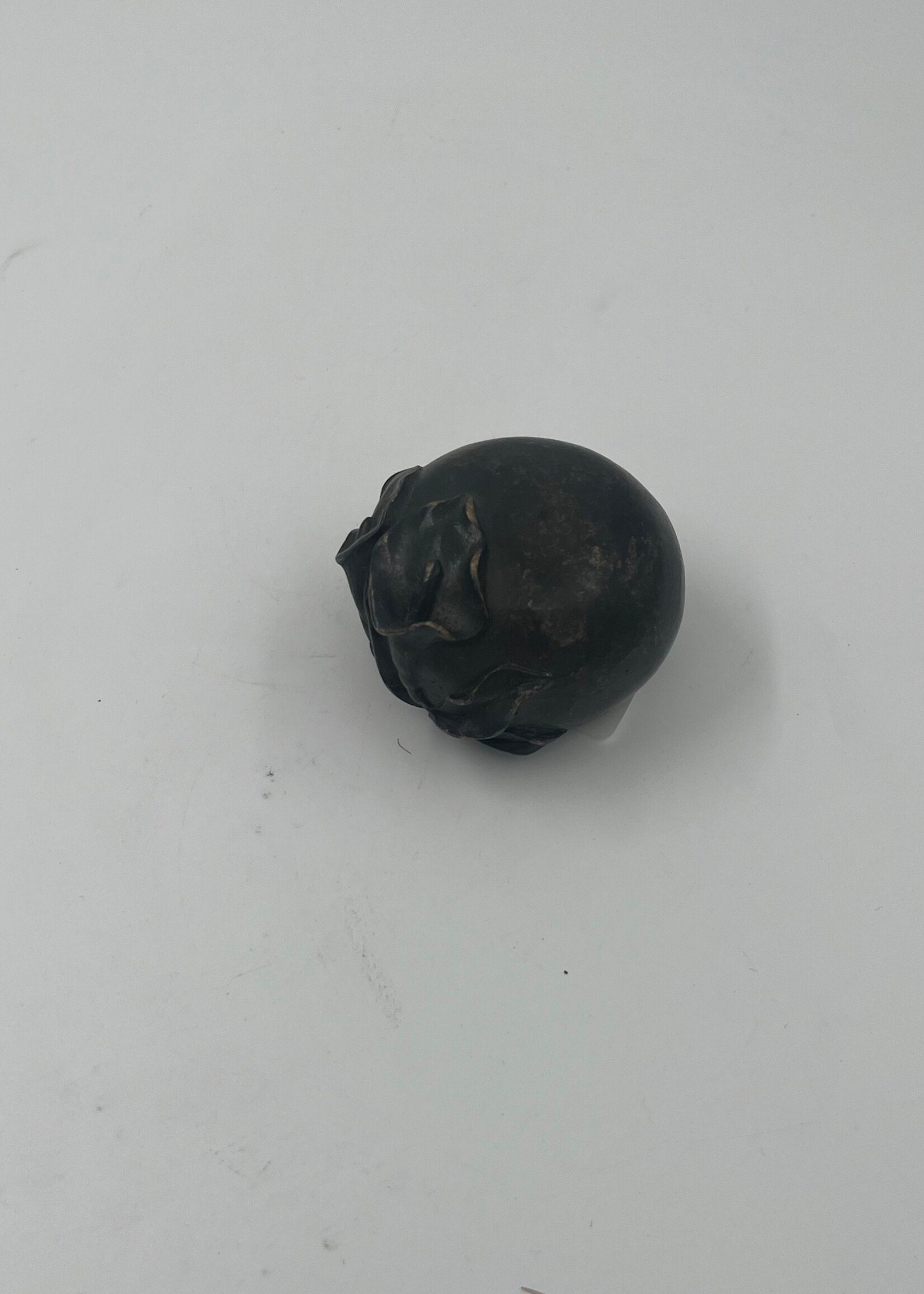 Petite Urne Funéraire en Bronze 'Fleurs': 370