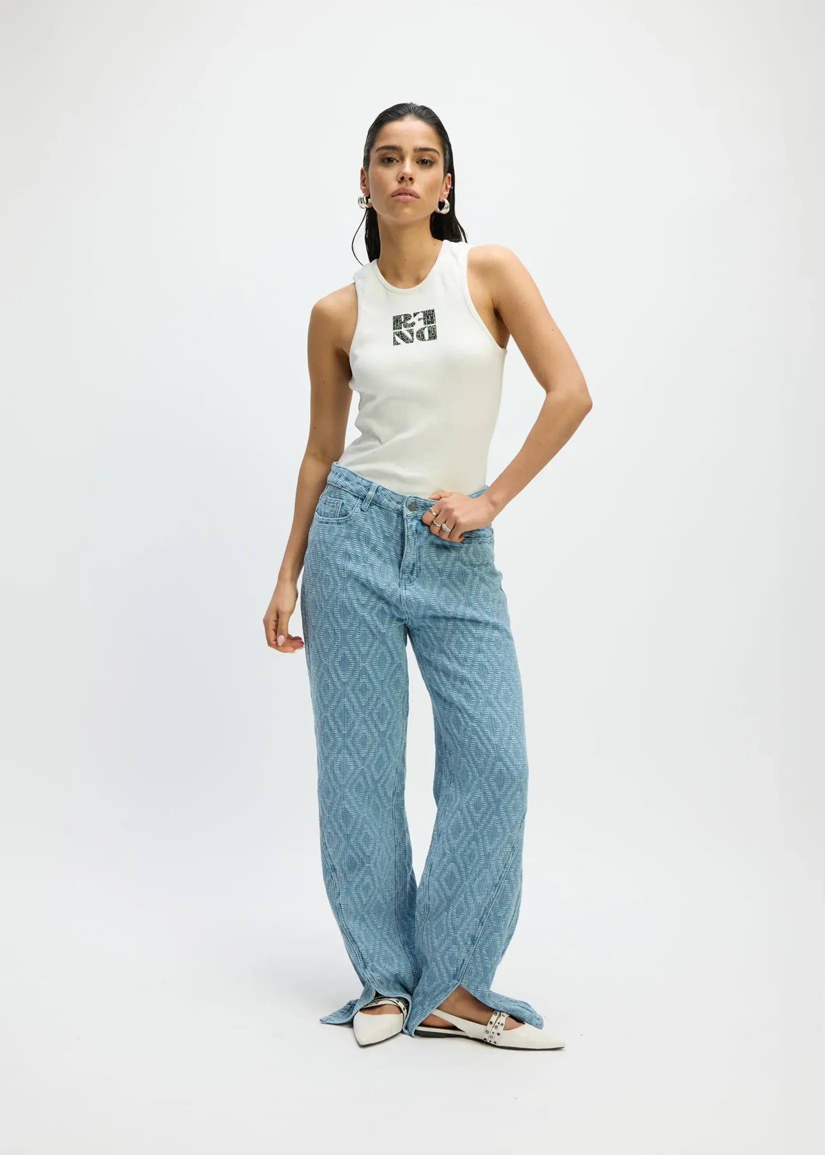 REFINED DEPARTMENT R2503179680