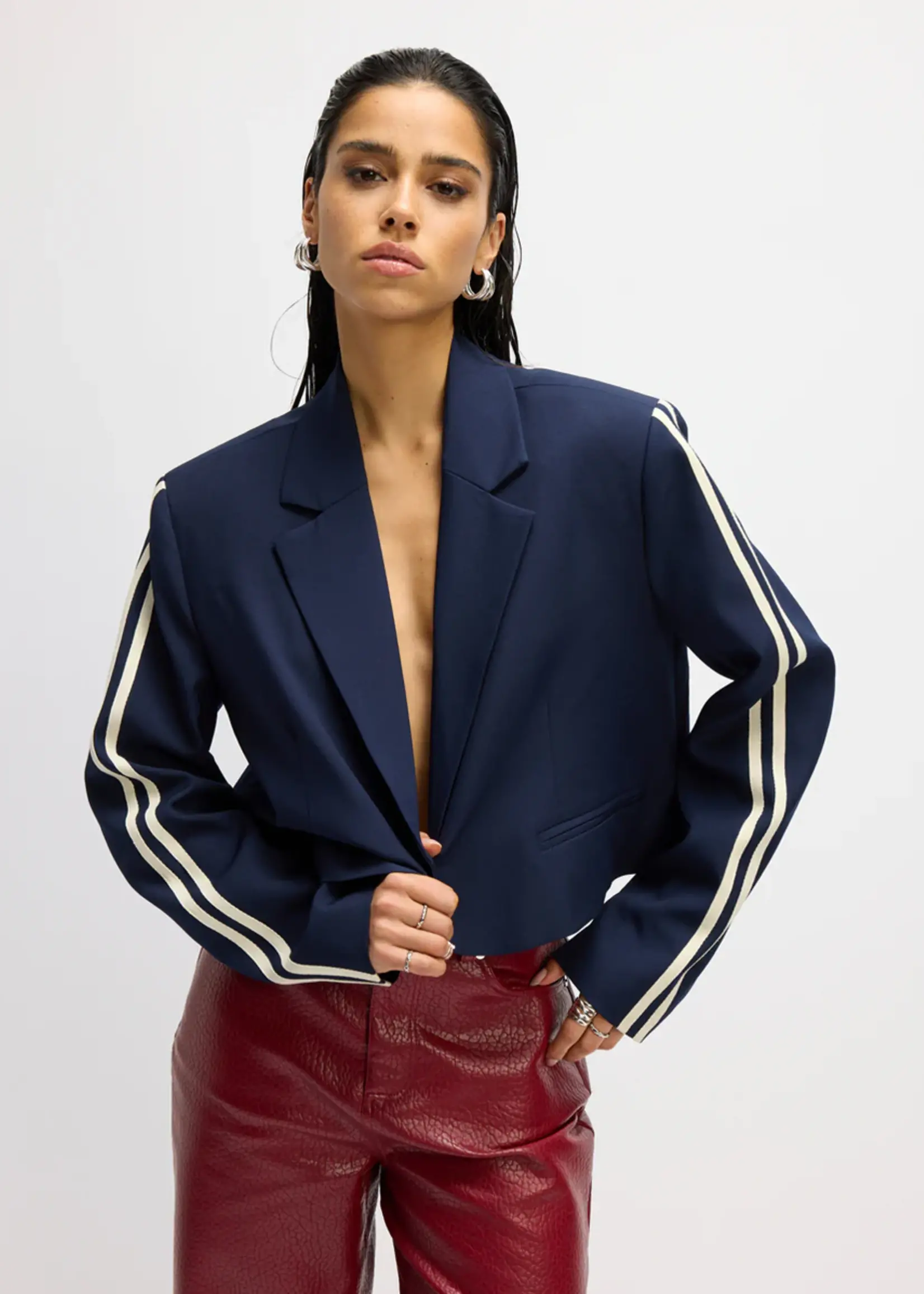 REFINED DEPARTMENT R2509455753