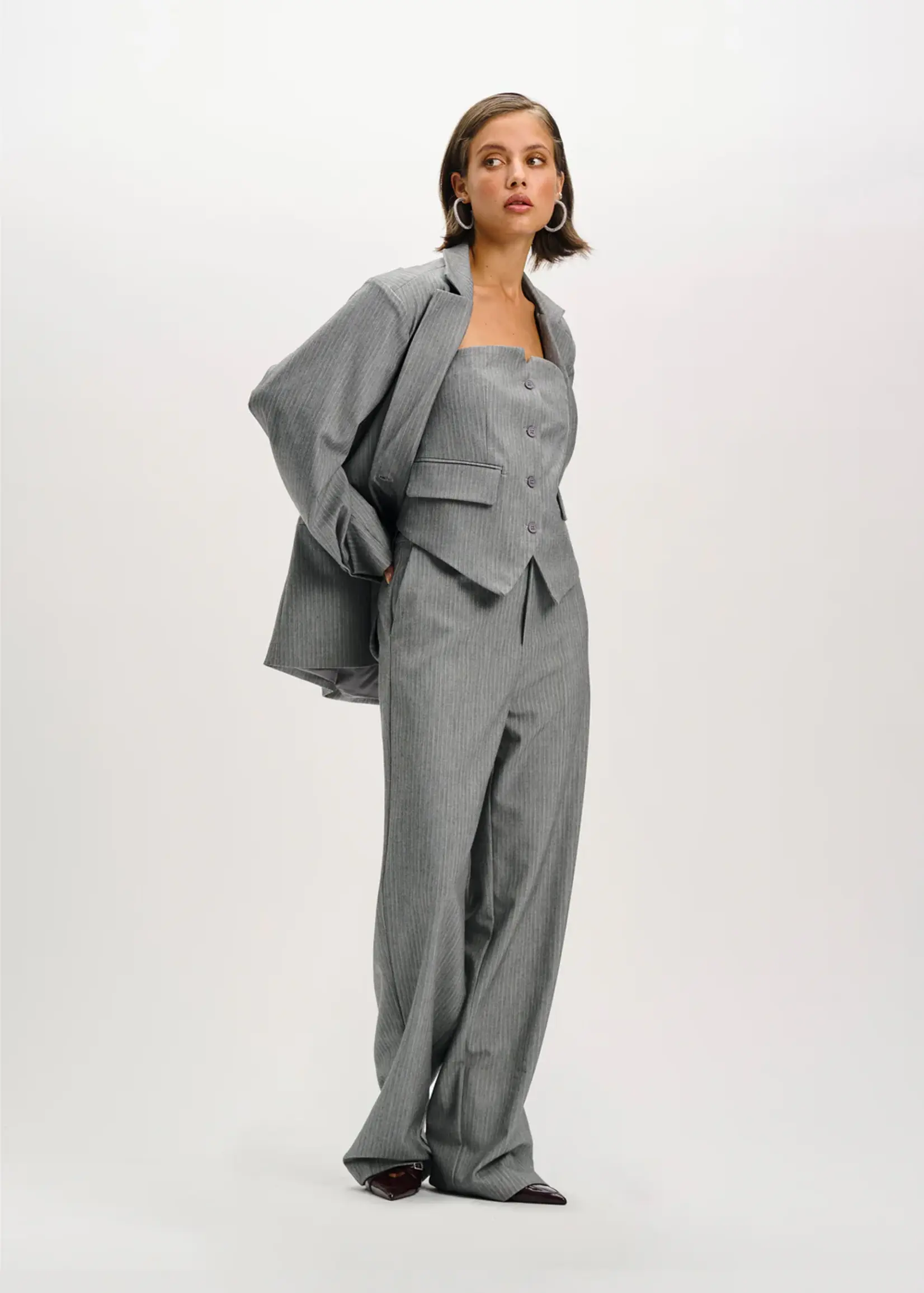 REFINED DEPARTMENT R2511195845