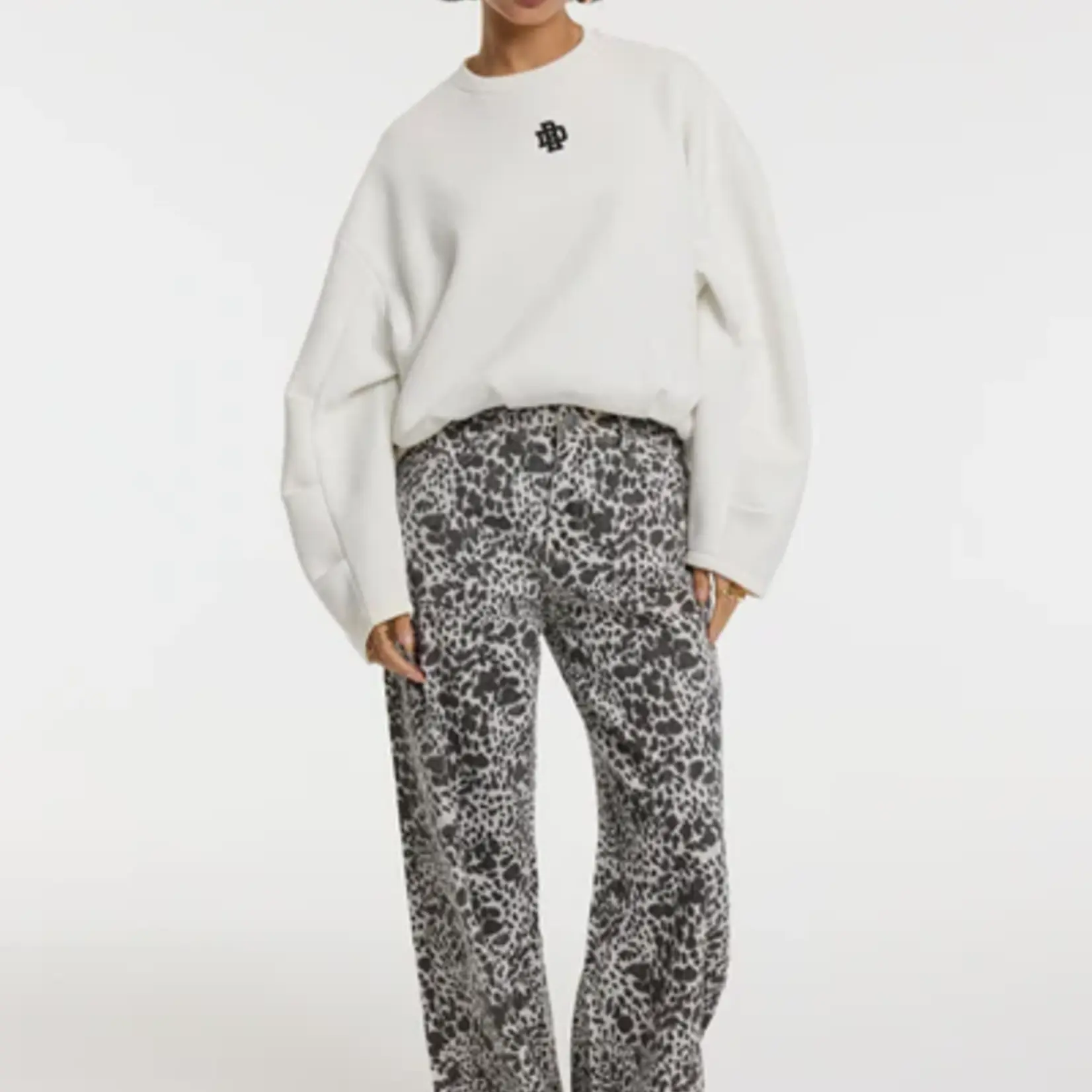 REFINED DEPARTMENT R2512822879