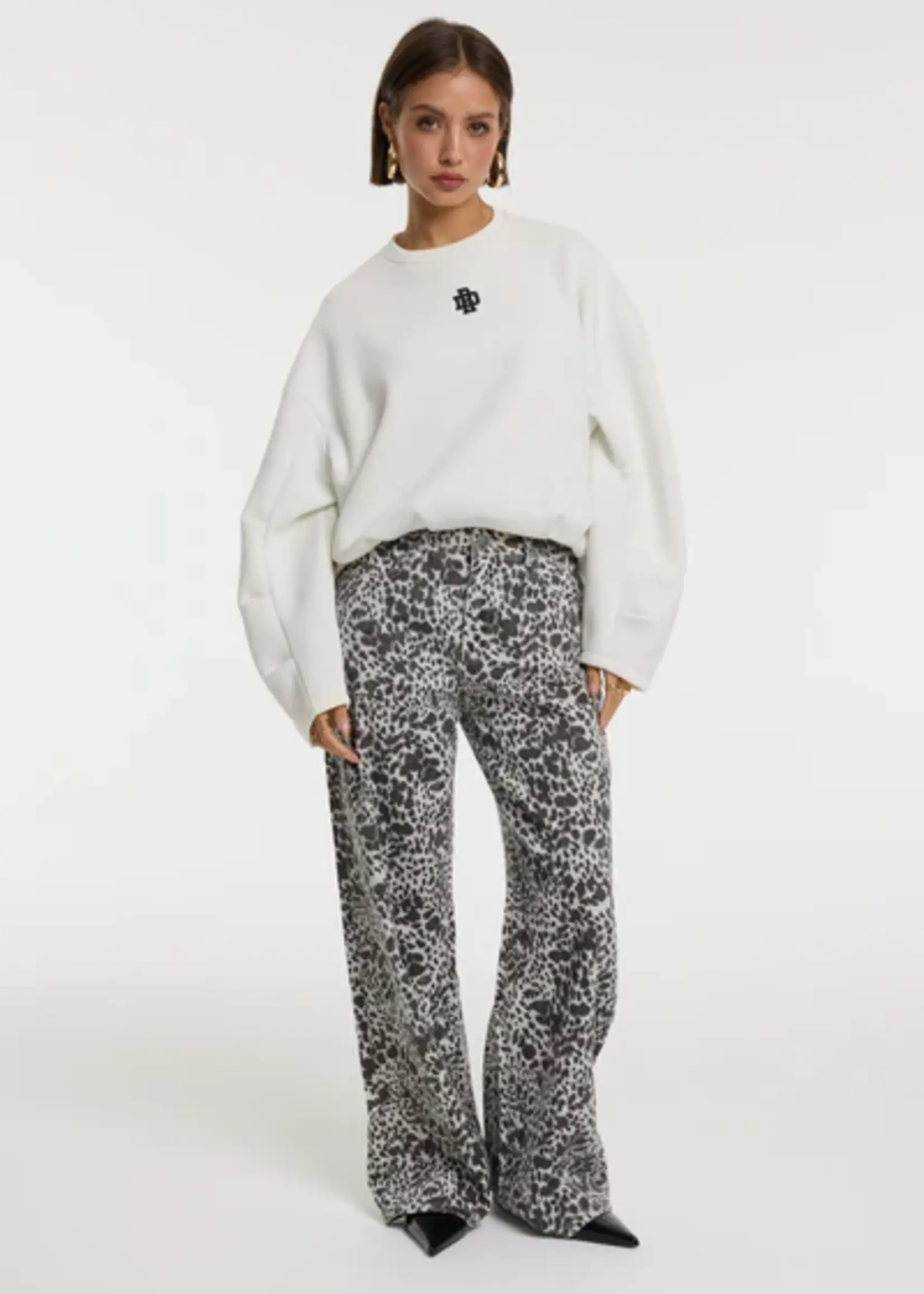 REFINED DEPARTMENT R2512822879