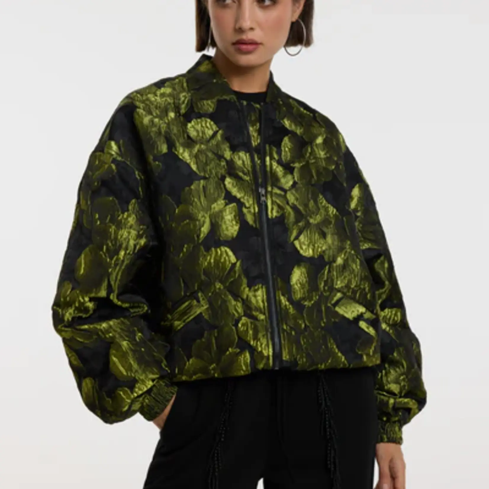 REFINED DEPARTMENT R2512459832