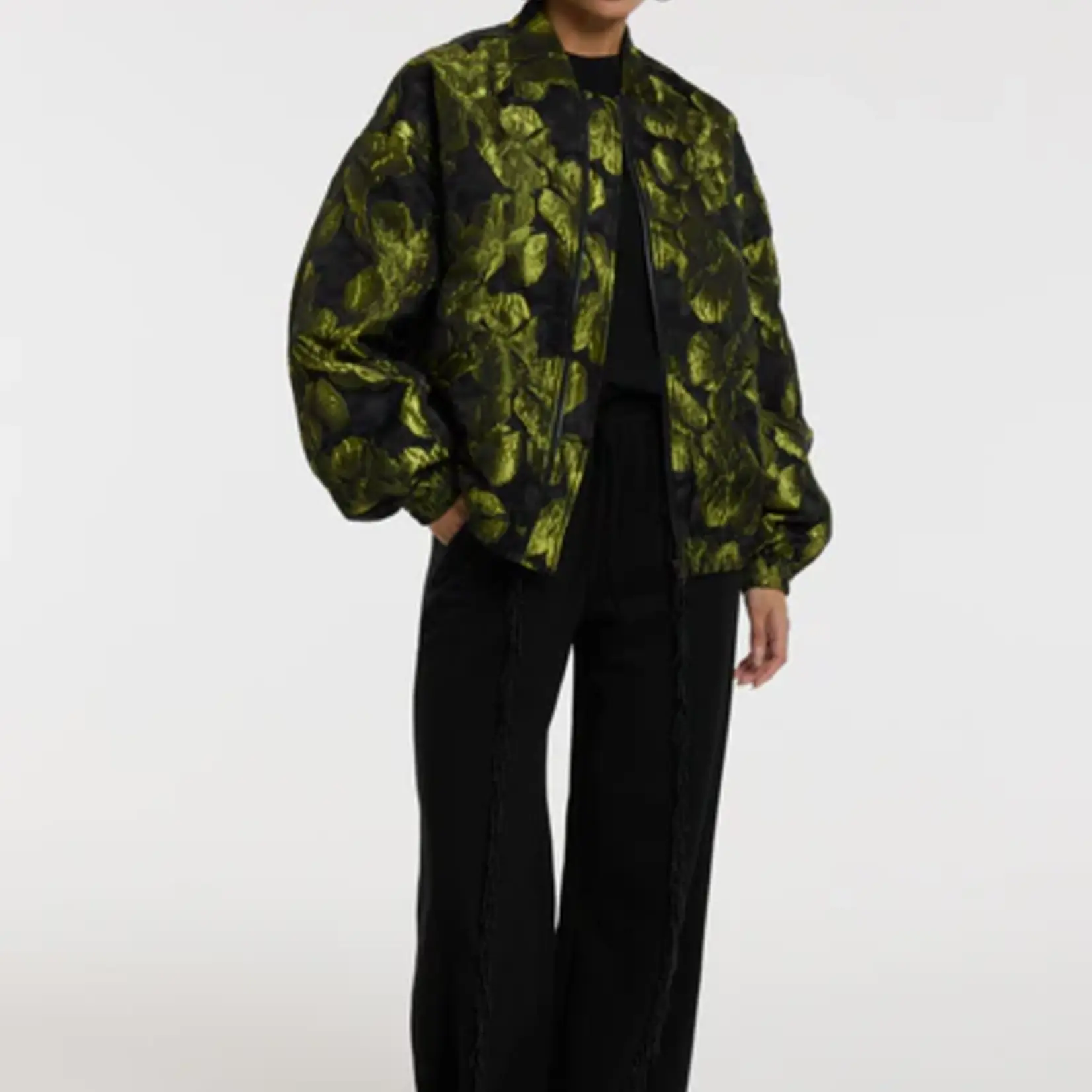 REFINED DEPARTMENT R2512459832