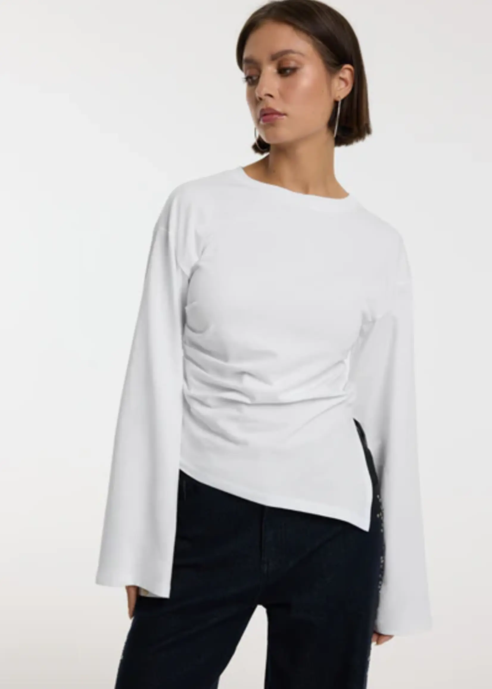 REFINED DEPARTMENT R2512813878