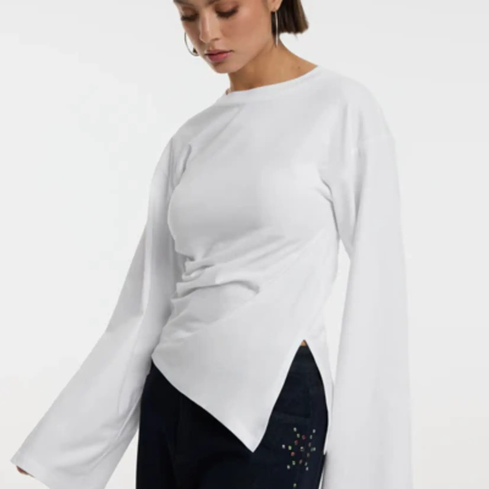 REFINED DEPARTMENT R2512813878