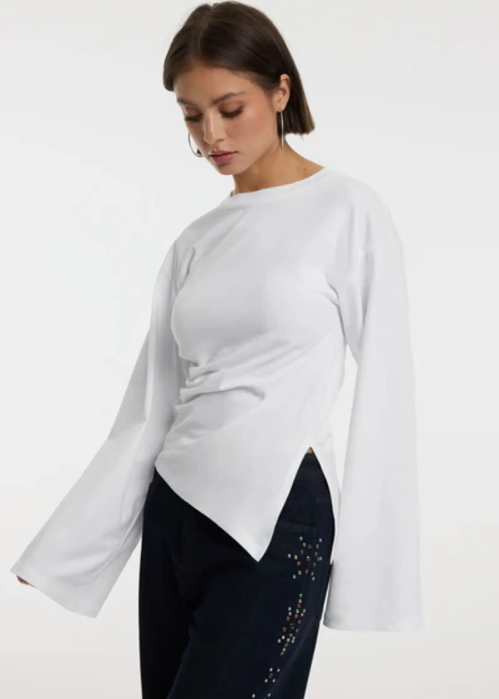 REFINED DEPARTMENT R2512813878