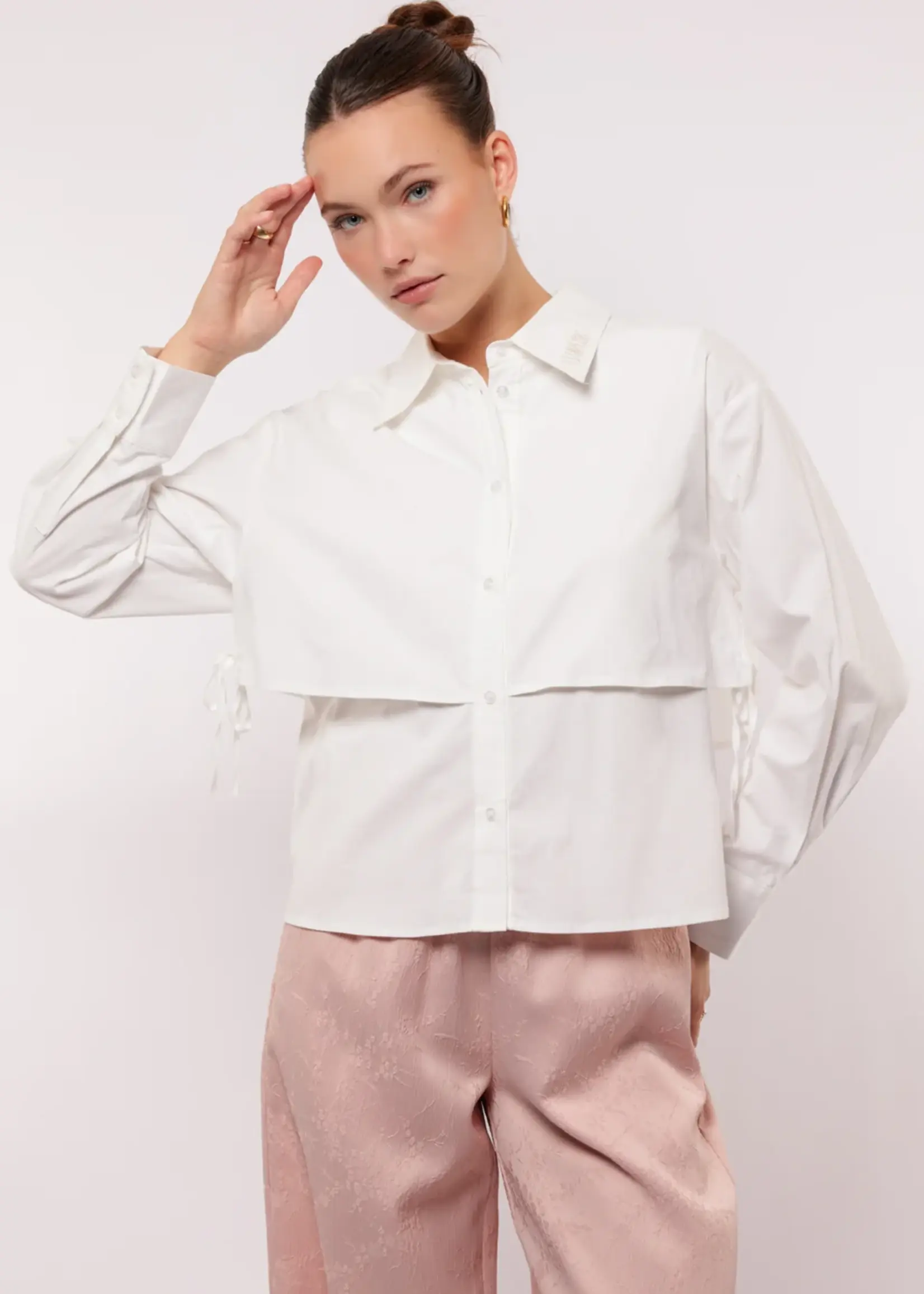 FLURESK 26VBF01 Cato Blouse