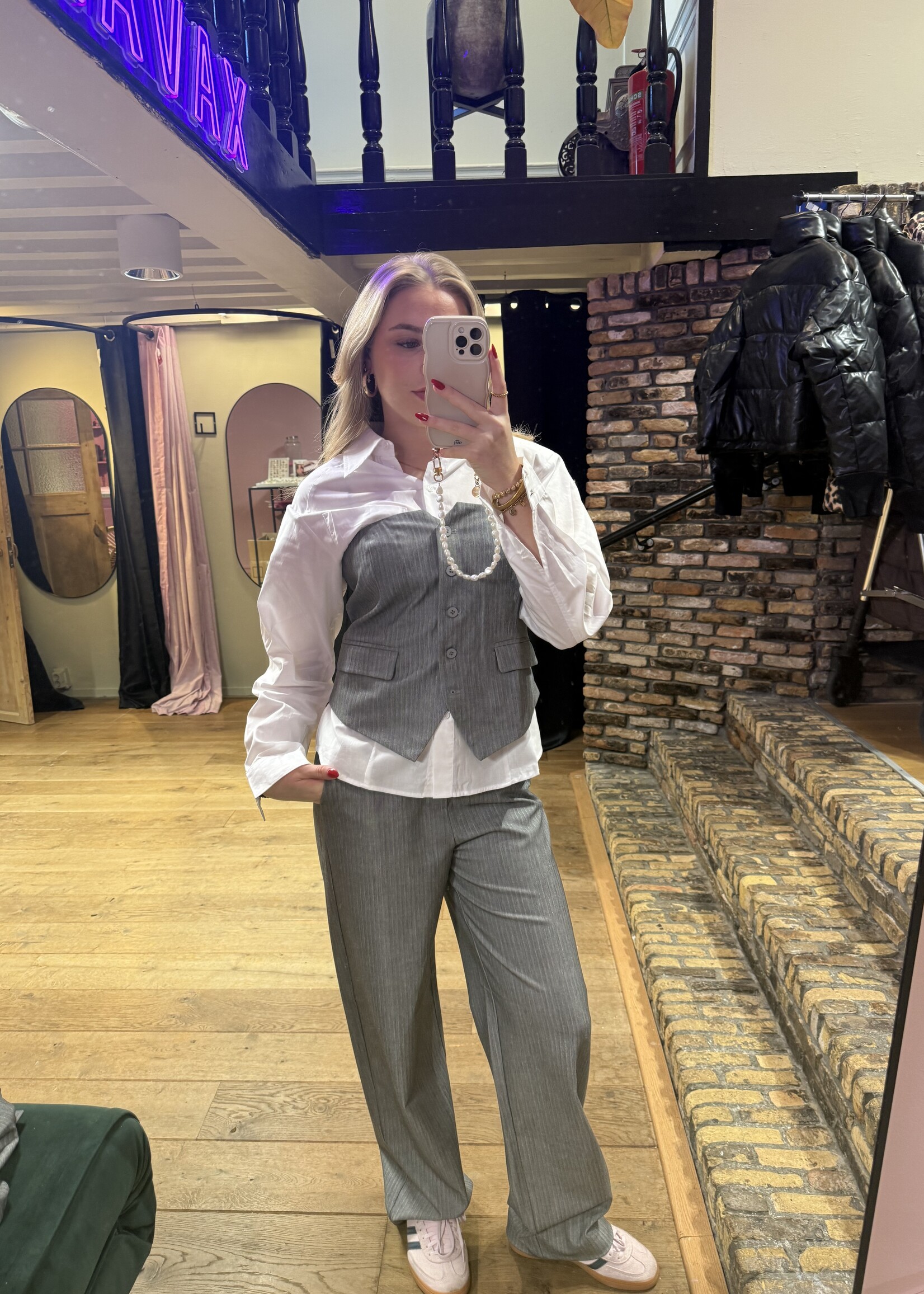 REFINED DEPARTMENT R2511895844