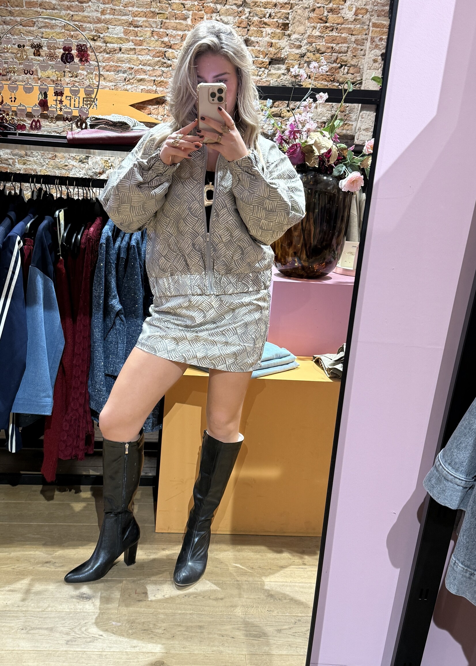 FLURESK 25WQF25 Pam rok