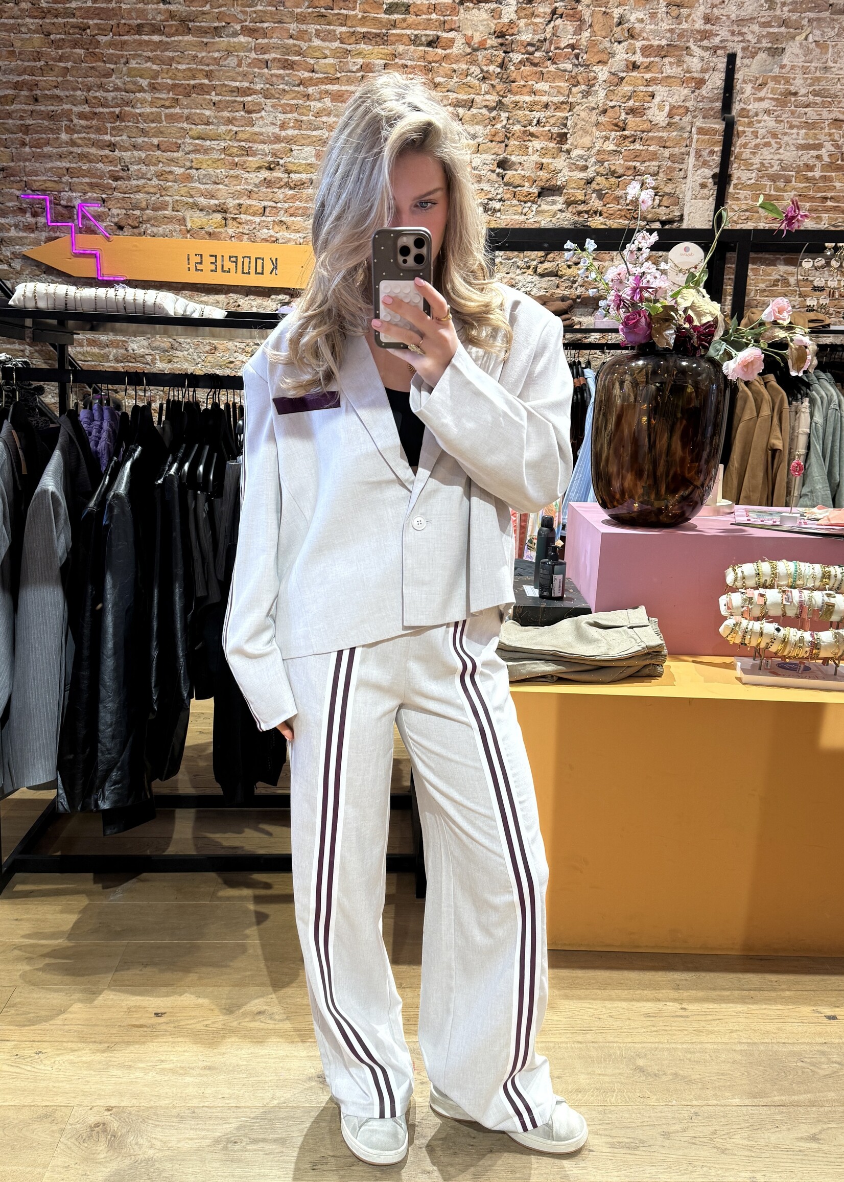 REFINED DEPARTMENT R2602157892