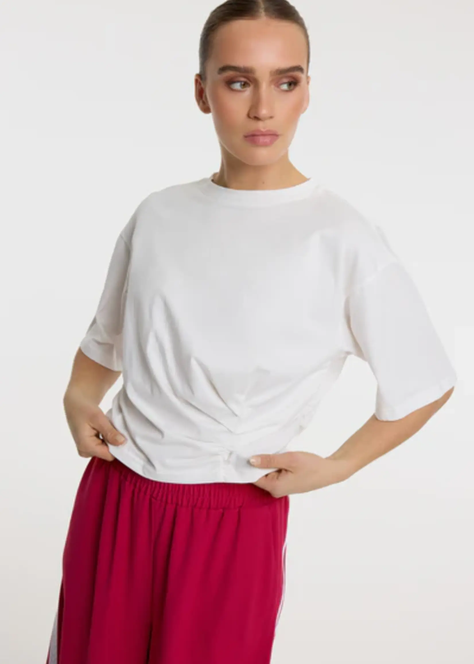 REFINED DEPARTMENT Refined Department Barr T-Shirt R2603717967 – Trendy Dames Shirt | Xavah Zierikzee