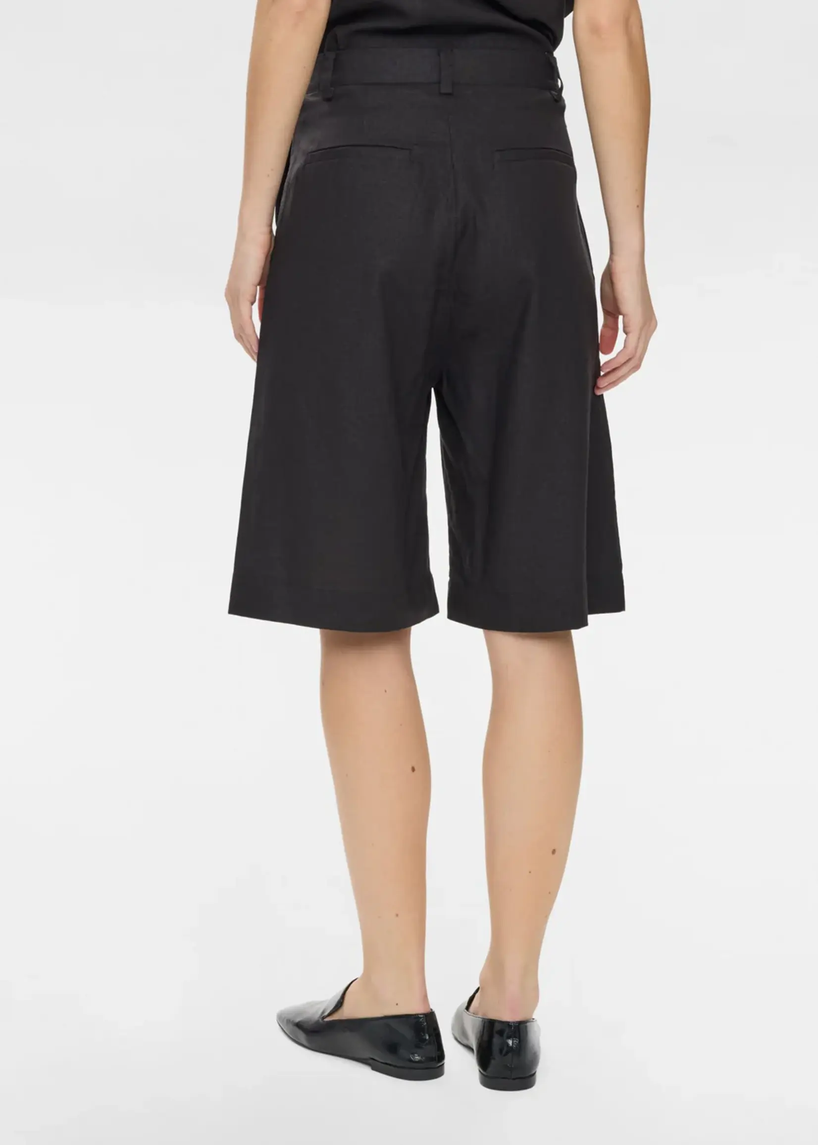 Nümph Nümph Nualani Shorts Caviar – Zwarte Dames Short | Nümph