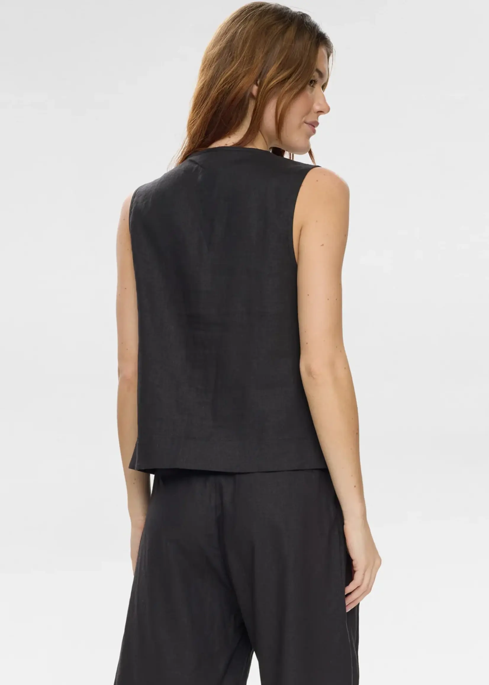 Nümph Nümph Nualani Vest Caviar – Zwart Dames Vest | Nümph