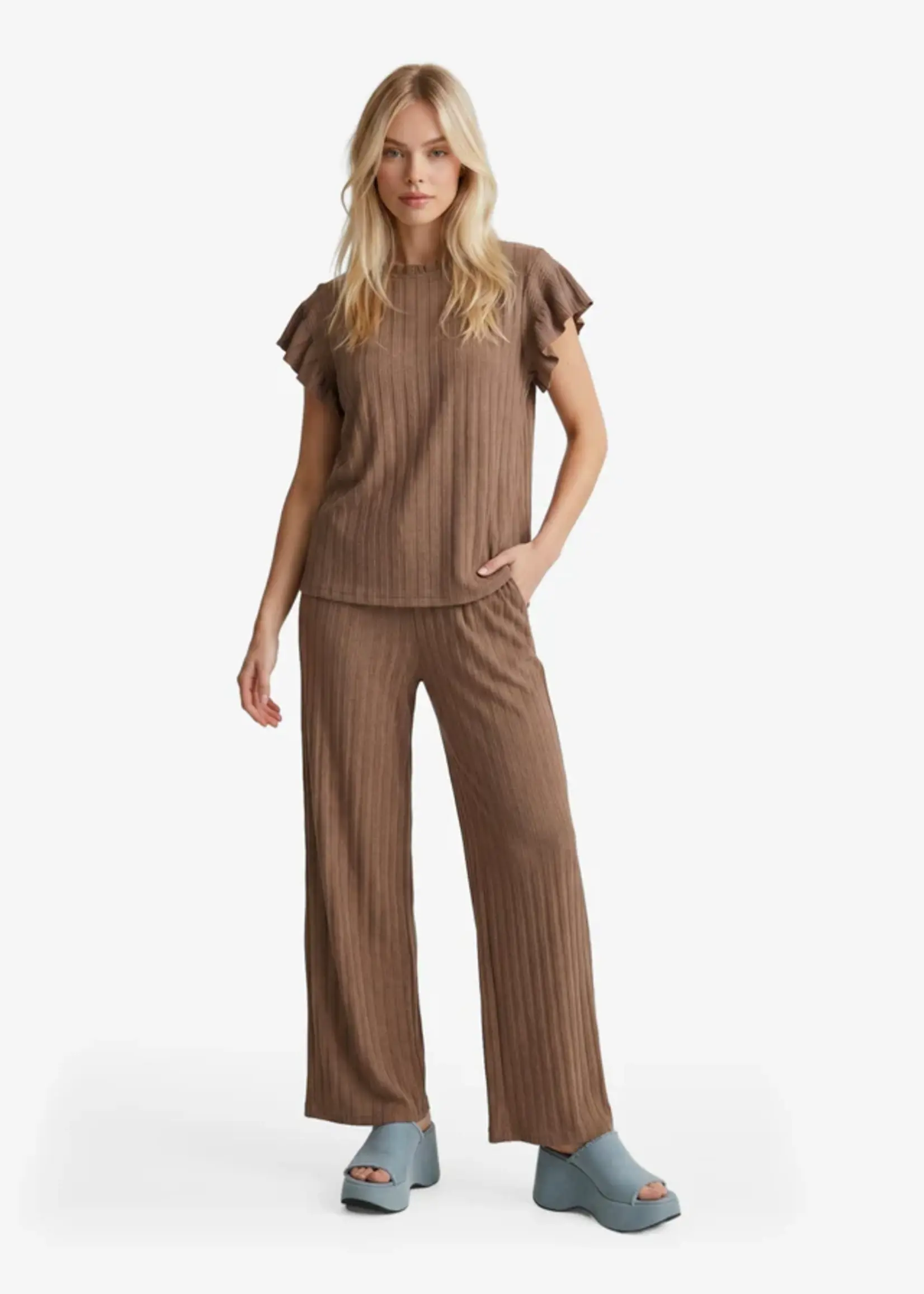 FLURESK Lofty Manner Paige Top Dames – Stijlvolle Top met Moderne Pasvorm