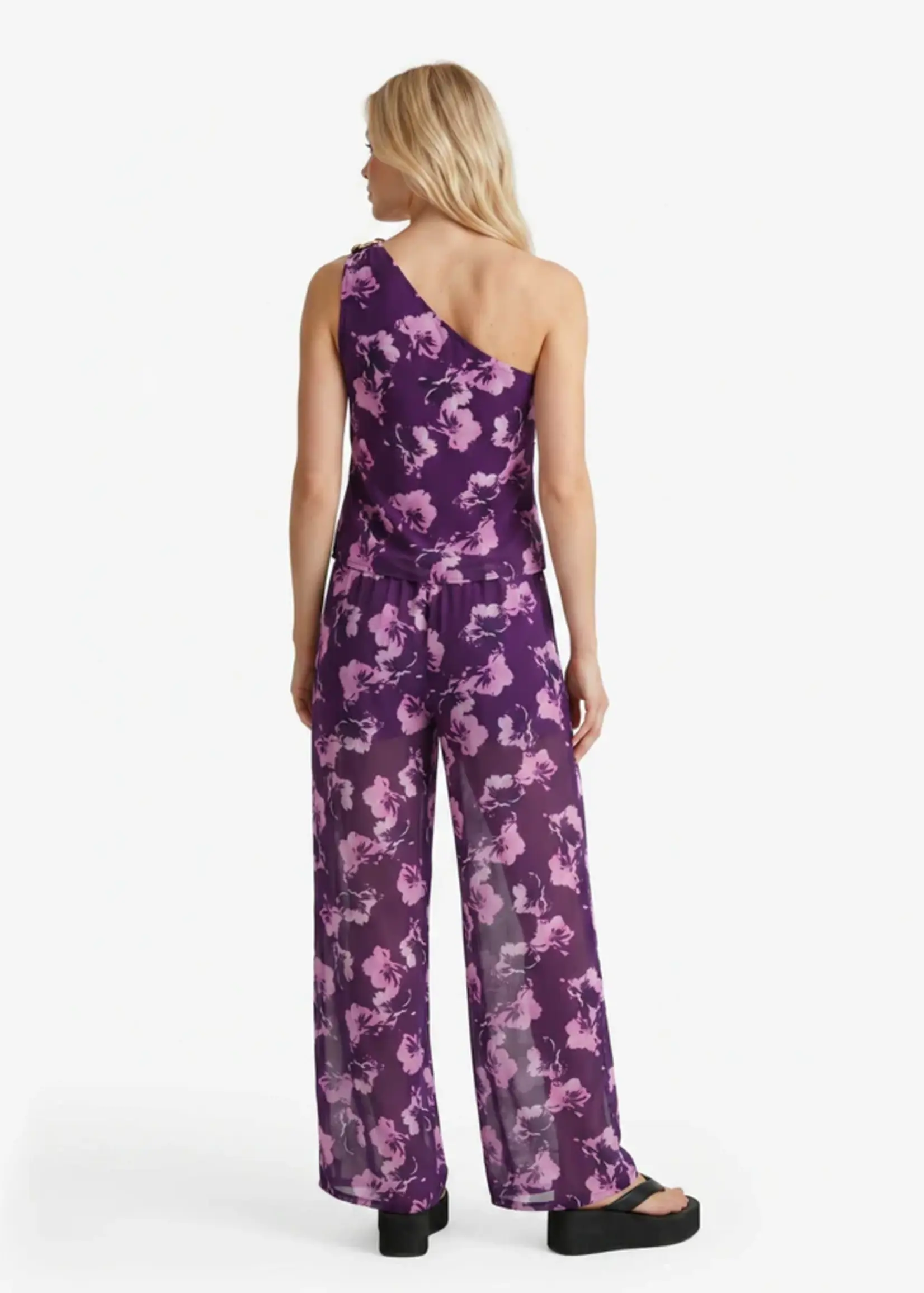 FLURESK Lofty Manner Bobbi Top 26ZFZF08 Dames – Elegante Top met Moderne Pasvorm